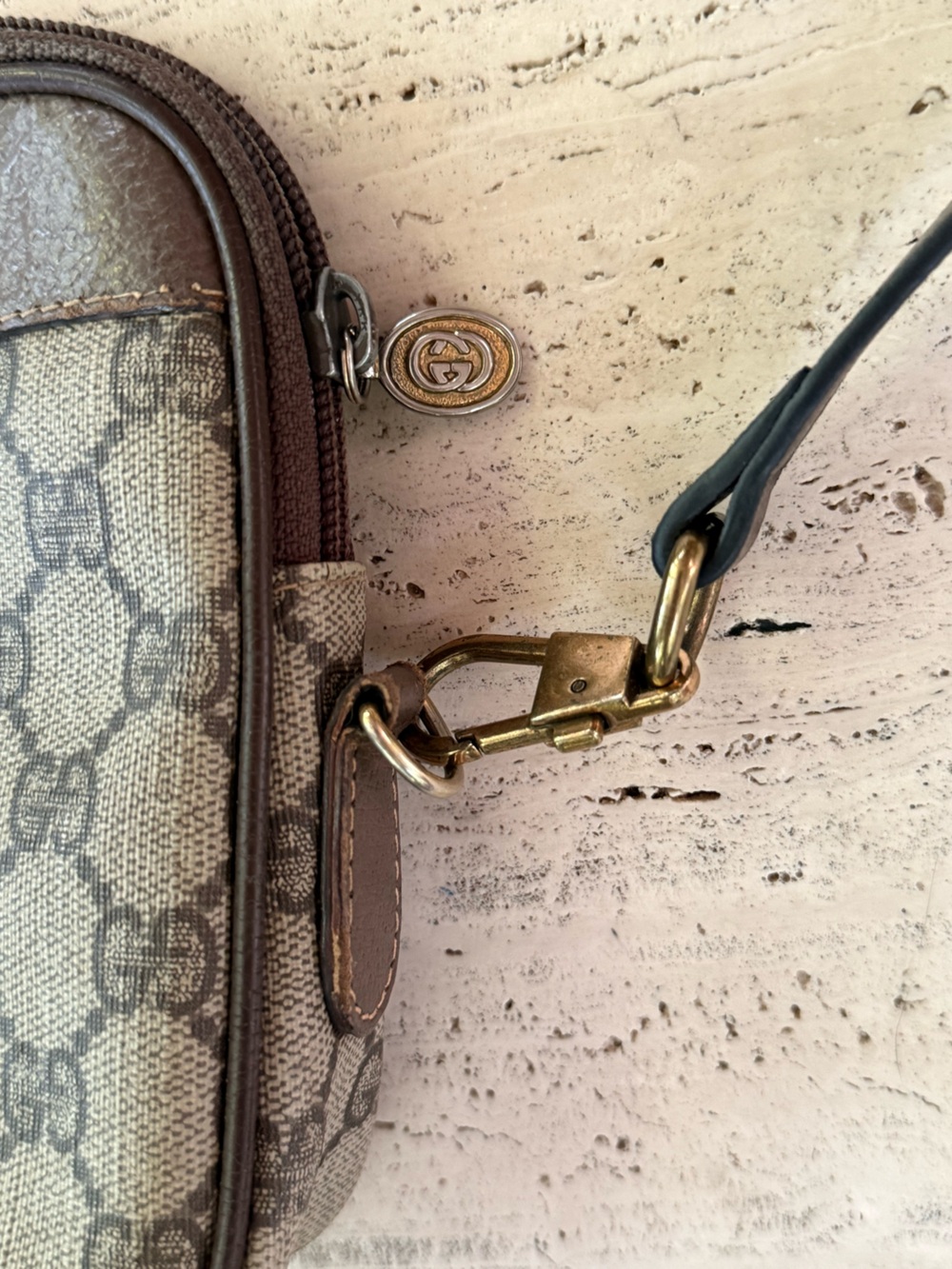 Vintage Gucci Brown Monogram Canvas Crossbody Bag - Picture 3 of 9